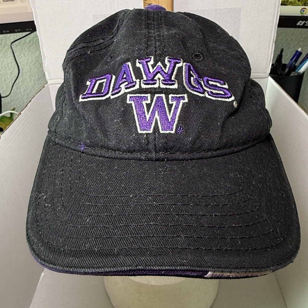 Washington Huskies Black Embroidered Adjustable‎ Youth Kids Hat Cap The Game